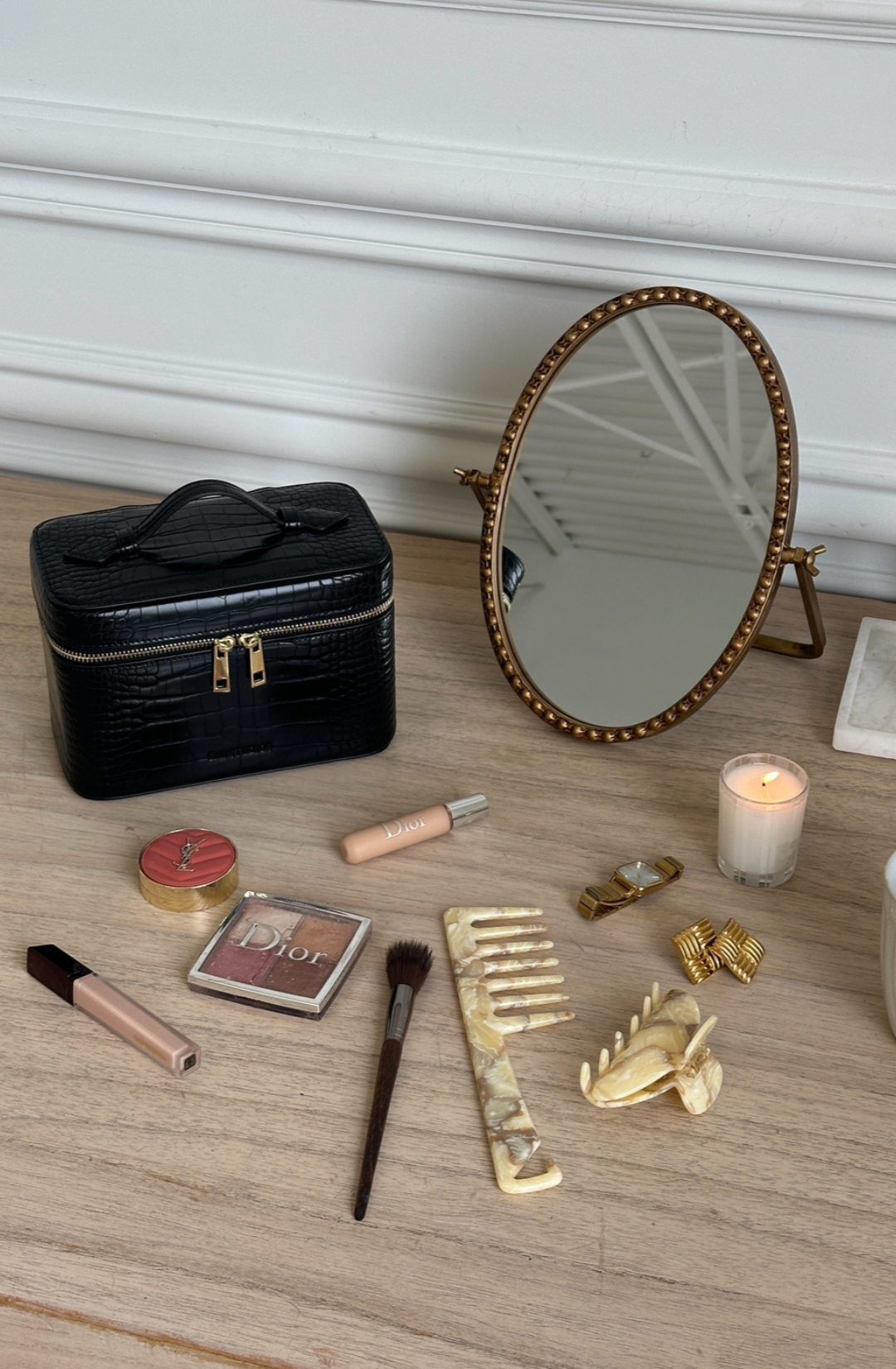 Black croc mini makeup bag with zipper, compact travel vanity case
